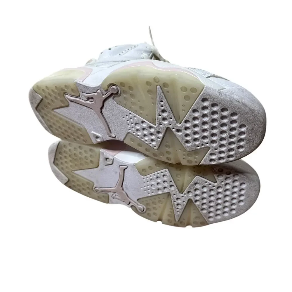Nike Air Jordan Women’s 6 Retro Gold Hoops DH9696-100 Size 8